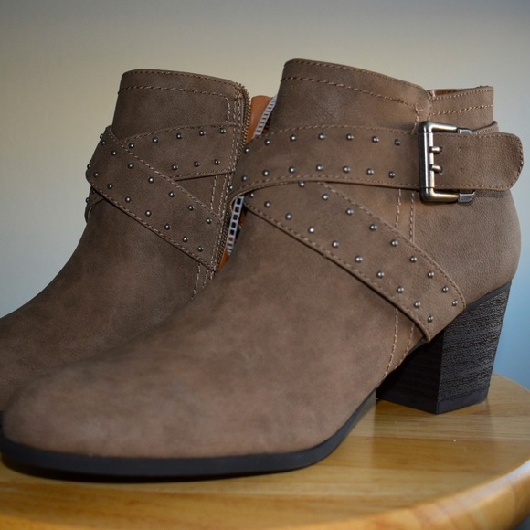 🆕Indigo Rd. Slaire Ankle Bootie- Woman’s sz 10 - Picture 4 of 10
